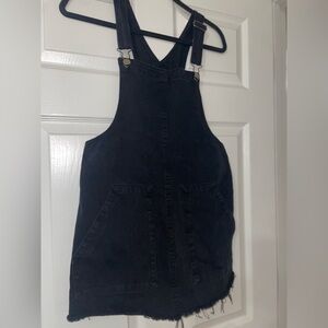 Dari Black Denim Overall Dress / Raw Hem – Size L – 100% Cotton